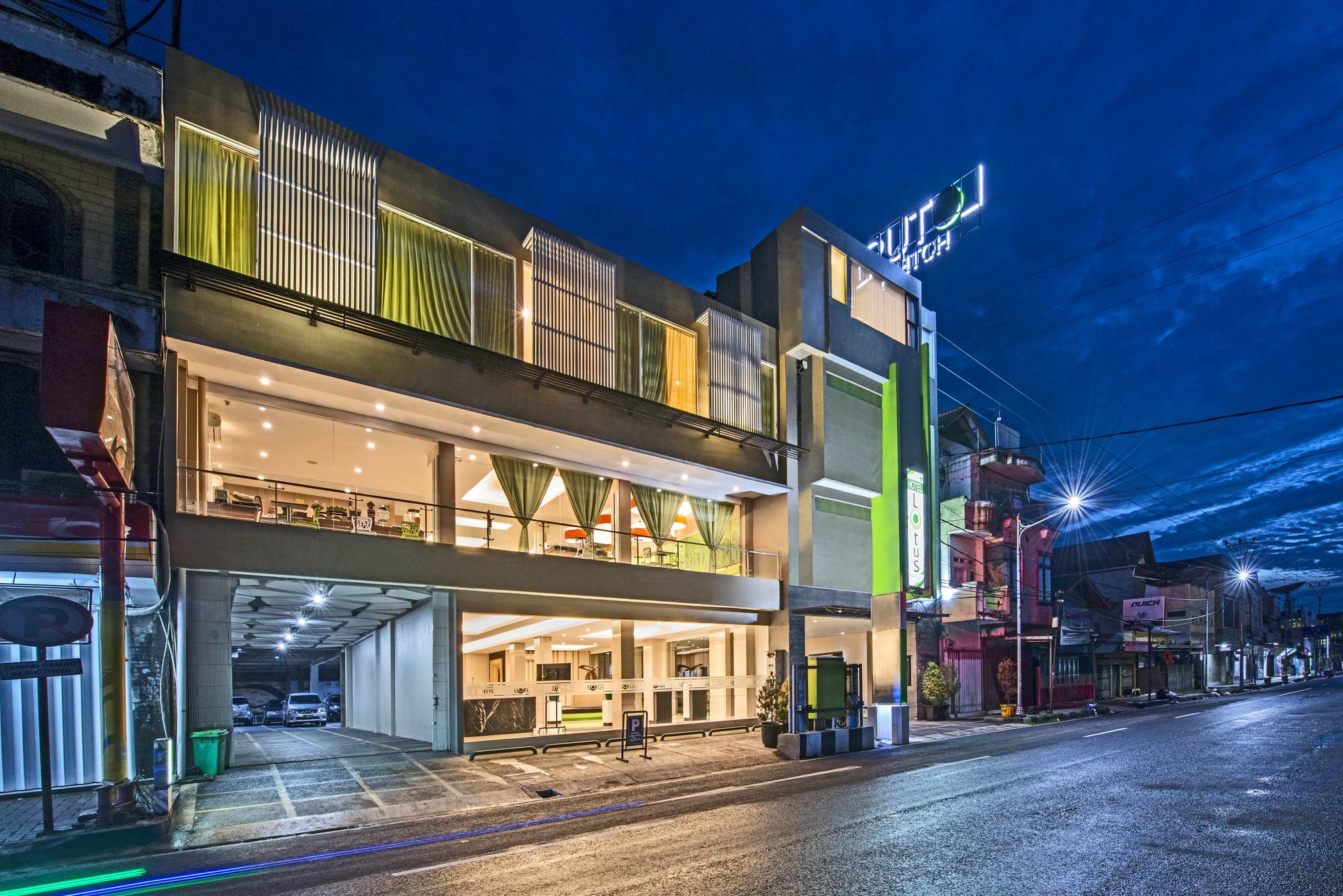Lotus Hotel Subang Exterior photo